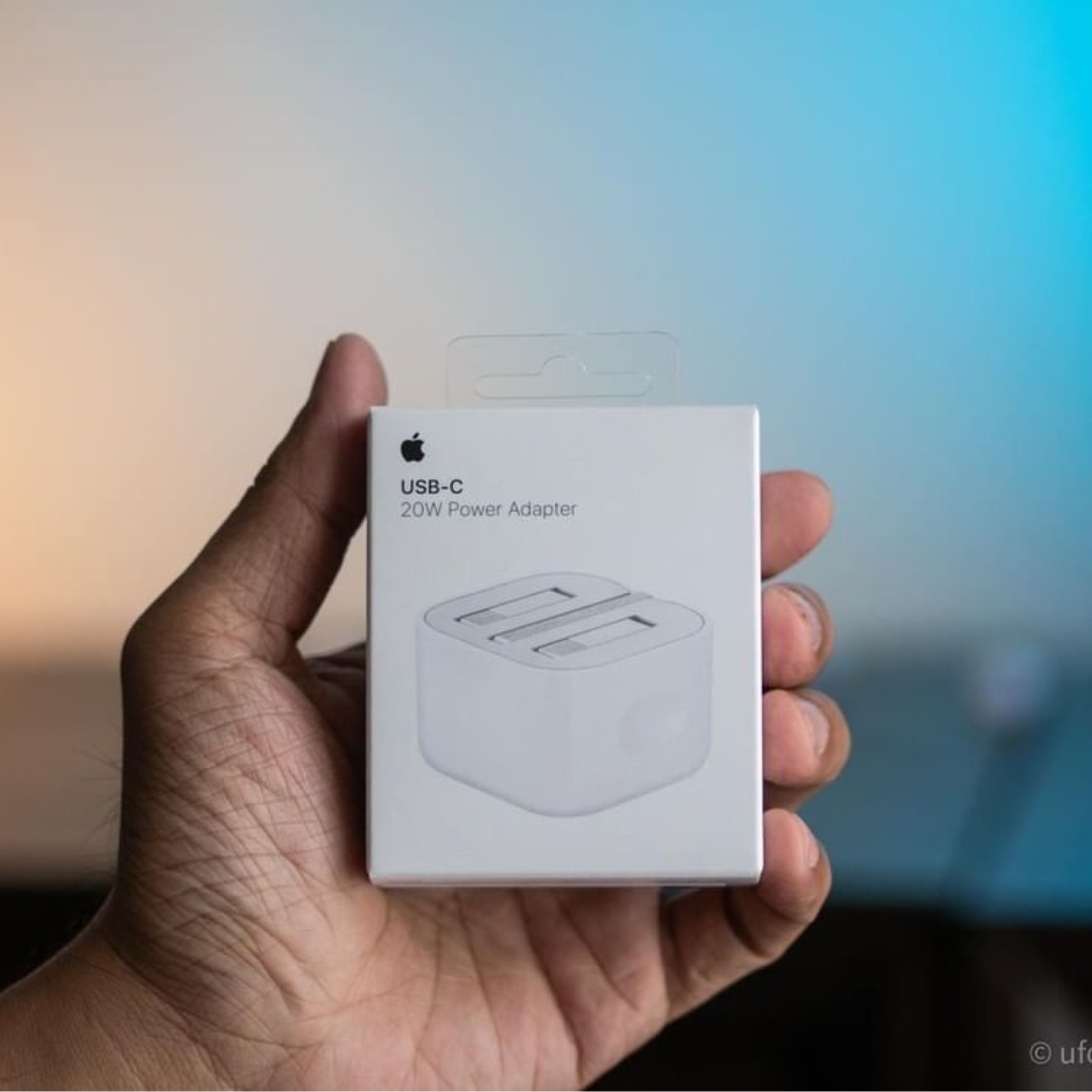 20w Apple Adapter Box Front View